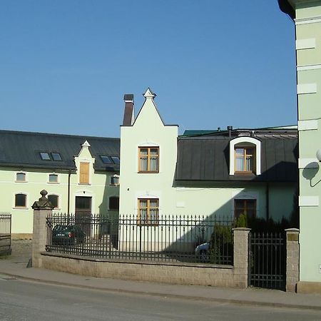 Hotel Krakonos Trutnov Extérieur photo