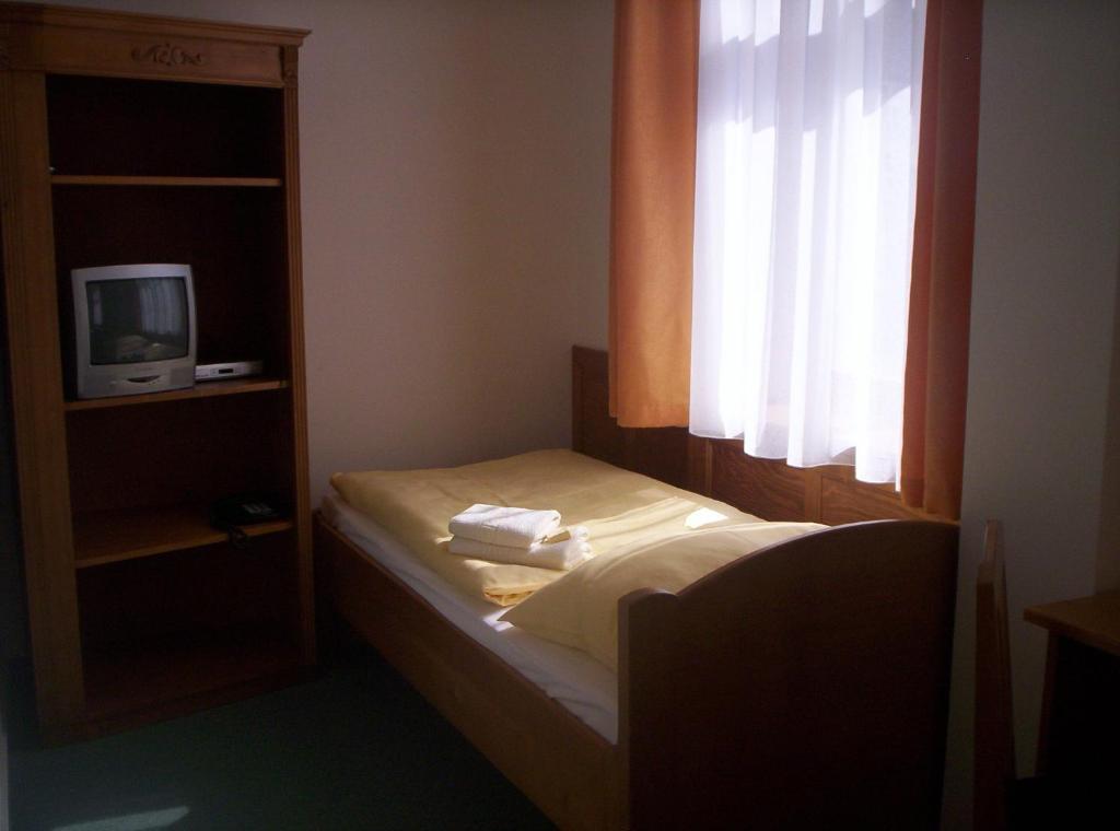 Hotel Krakonos Trutnov Chambre photo