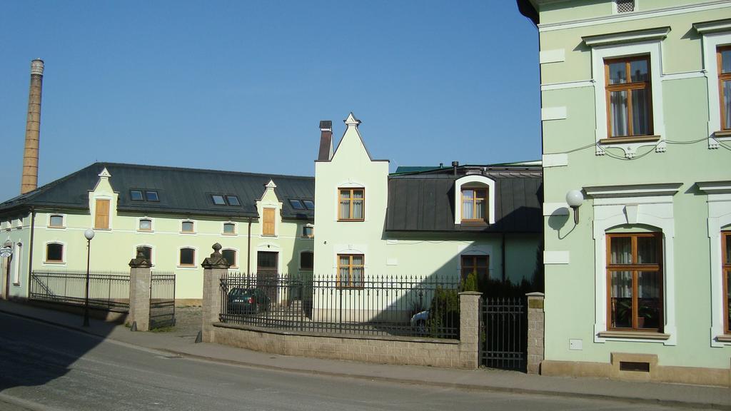 Hotel Krakonos Trutnov Extérieur photo